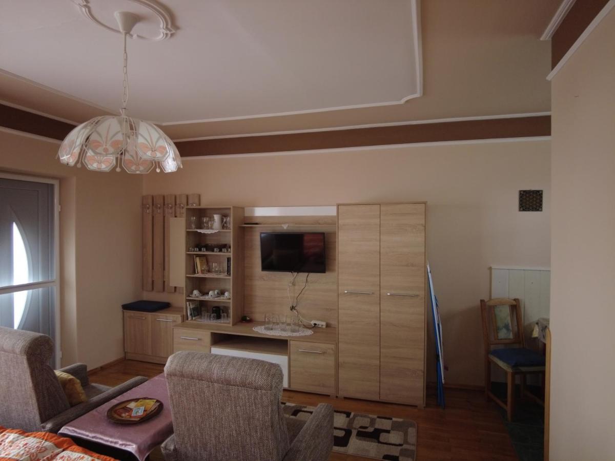 Stop Apartment Bük 外观 照片